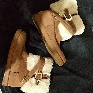 Size 8 womens boots By Guess